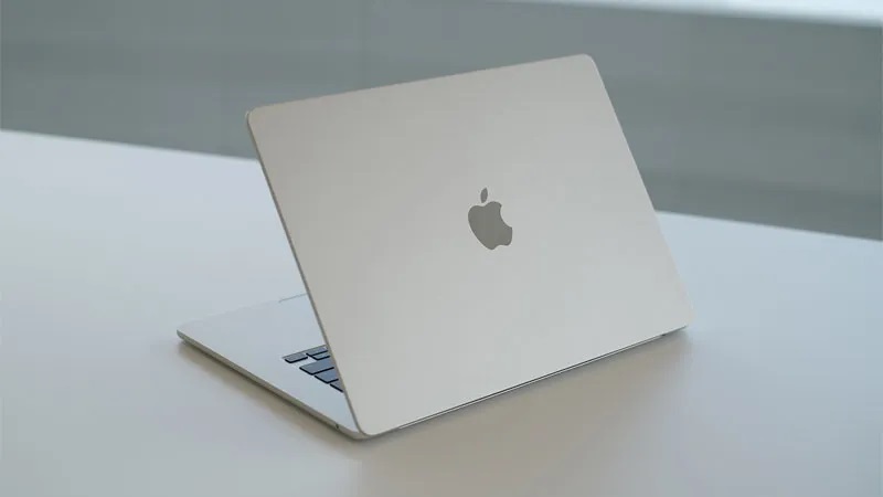 Có đa dạng thiết bị máy tính cũ cho sinh viên khác nhau