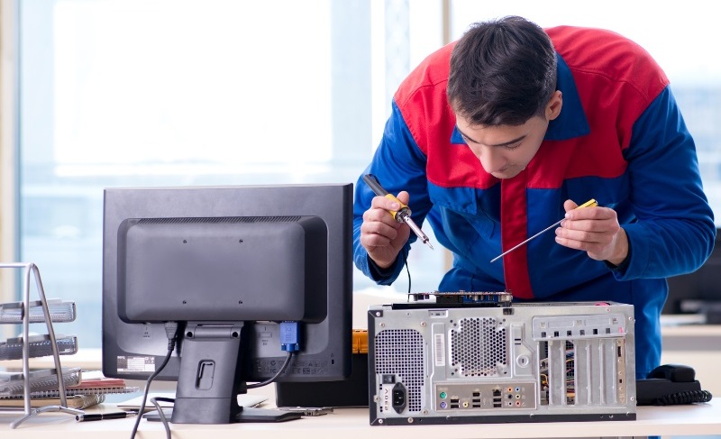 Chọn dịch vụ sửa máy tính bởi đội ngũ chuyên gia giàu kinh nghiệm