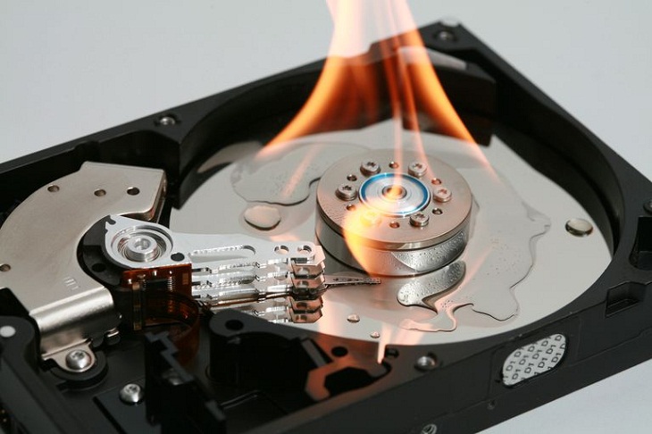 Nguyên nhân và giải pháp khắc phục khi ổ cứng Laptop bị quá nóng