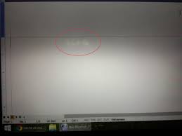Đốm trắng trên màn hình laptop có bị lan ra không?